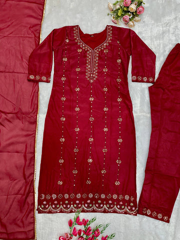 Designer Embroidered Georgette Kurti Set with Matching Pants & Lace Dupatta – Maroon