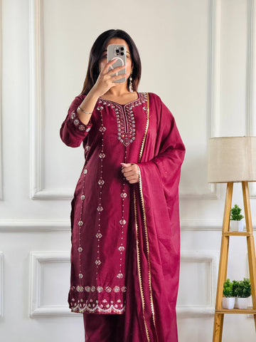Designer Embroidered Georgette Kurti Set with Matching Pants & Lace Dupatta – Maroon